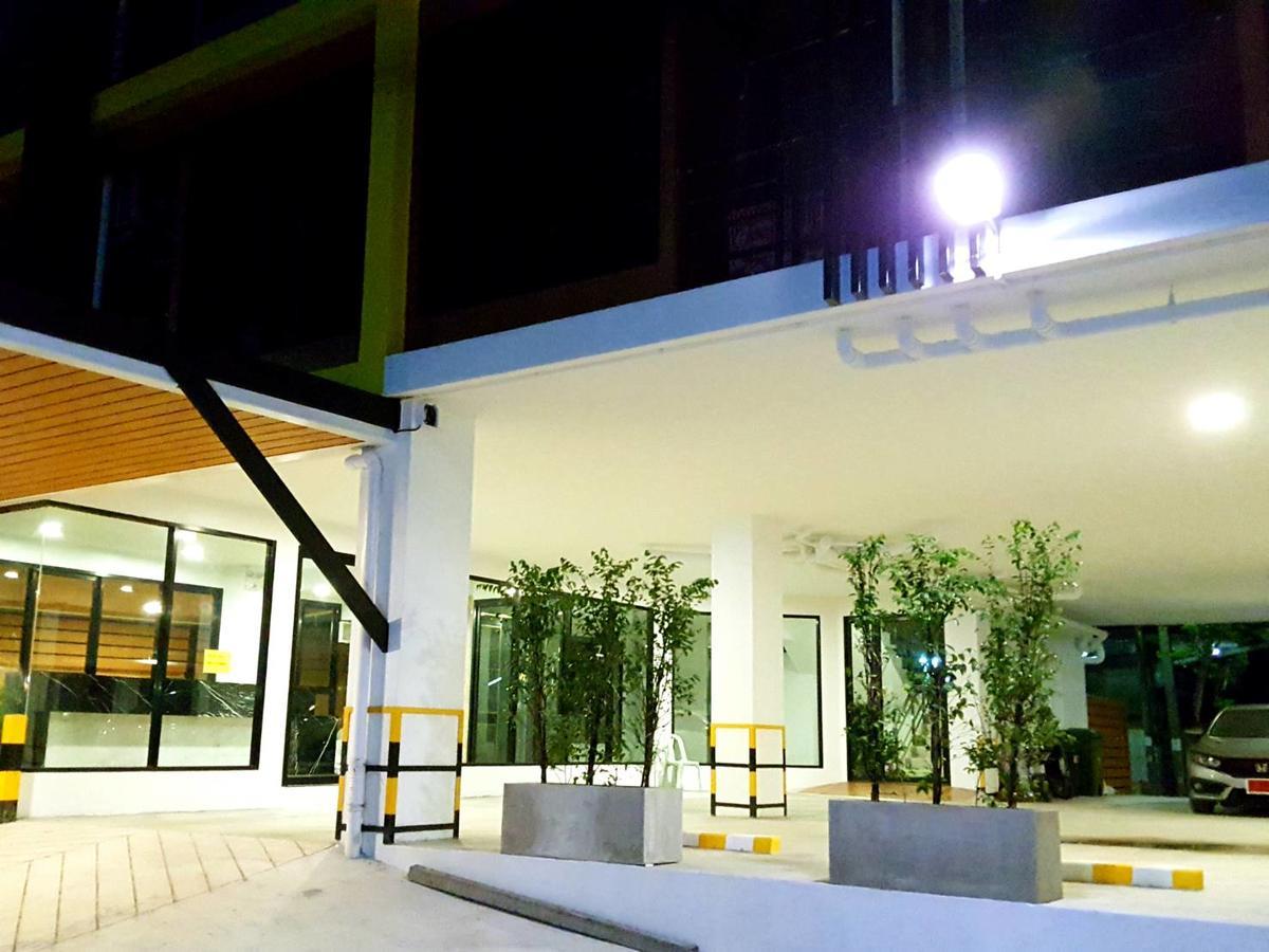The All 24 Luxury Residence Bangkok Exterior foto